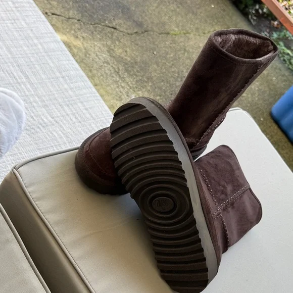 Zara Dark Brown Winter Boots - Picture 2 of 3